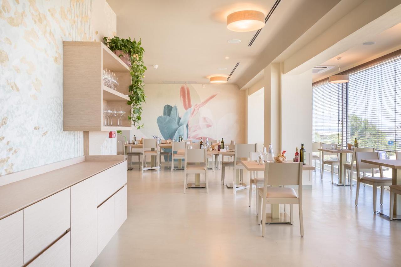 Hotel Baya - In Centro, Sul Mare Milano Marittima Ngoại thất bức ảnh