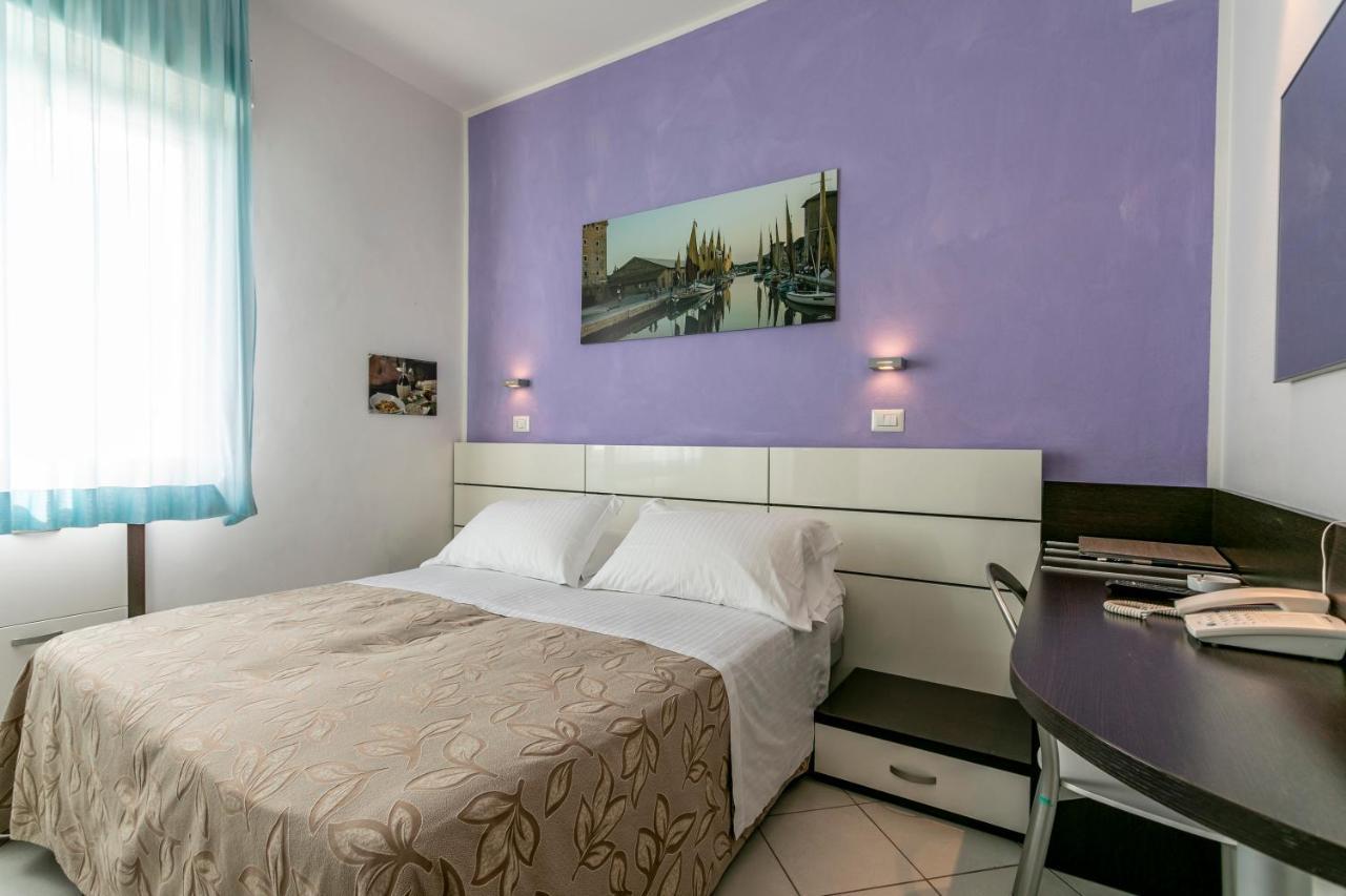 Hotel Baya - In Centro, Sul Mare Milano Marittima Ngoại thất bức ảnh