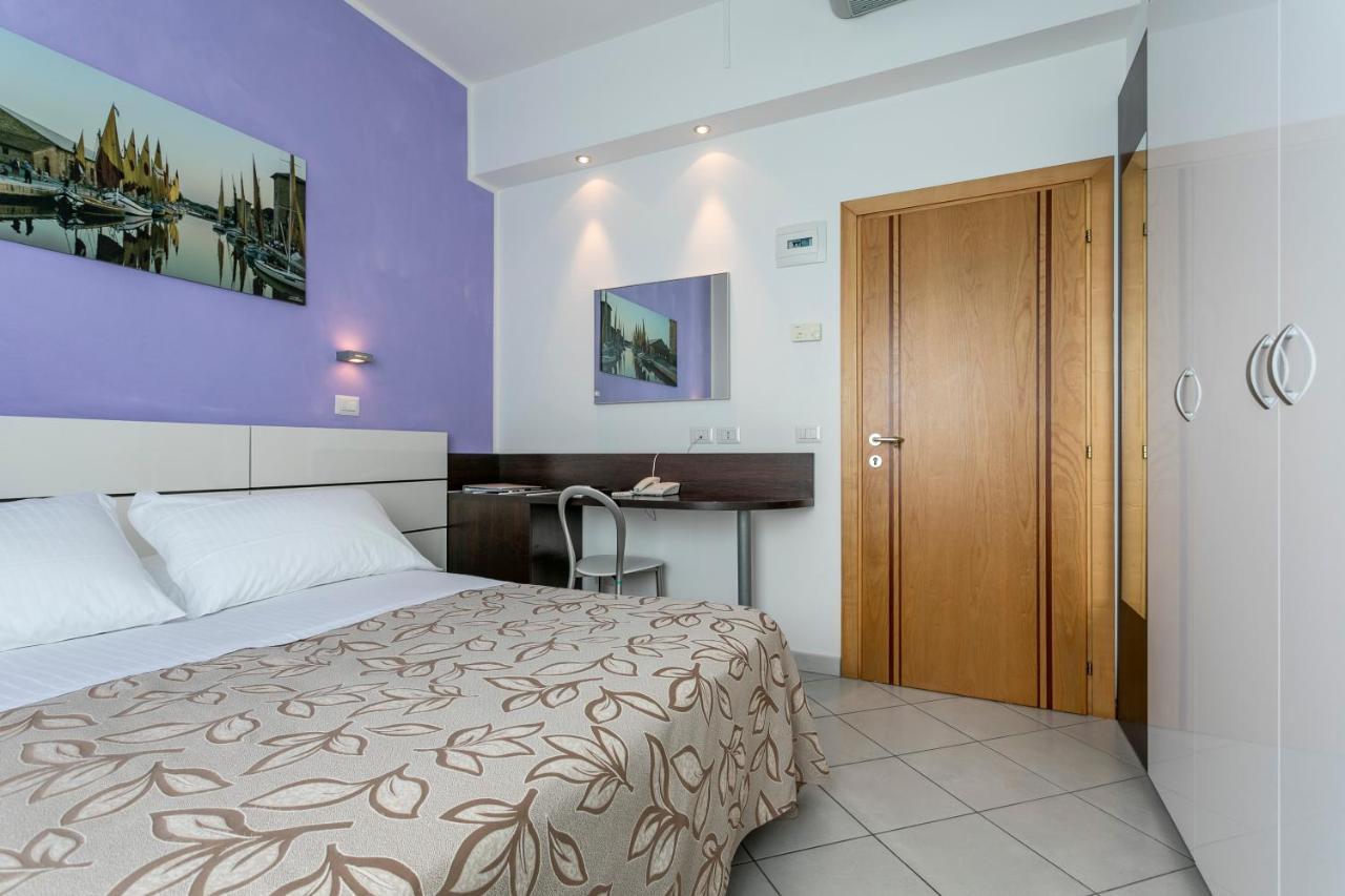 Hotel Baya - In Centro, Sul Mare Milano Marittima Ngoại thất bức ảnh