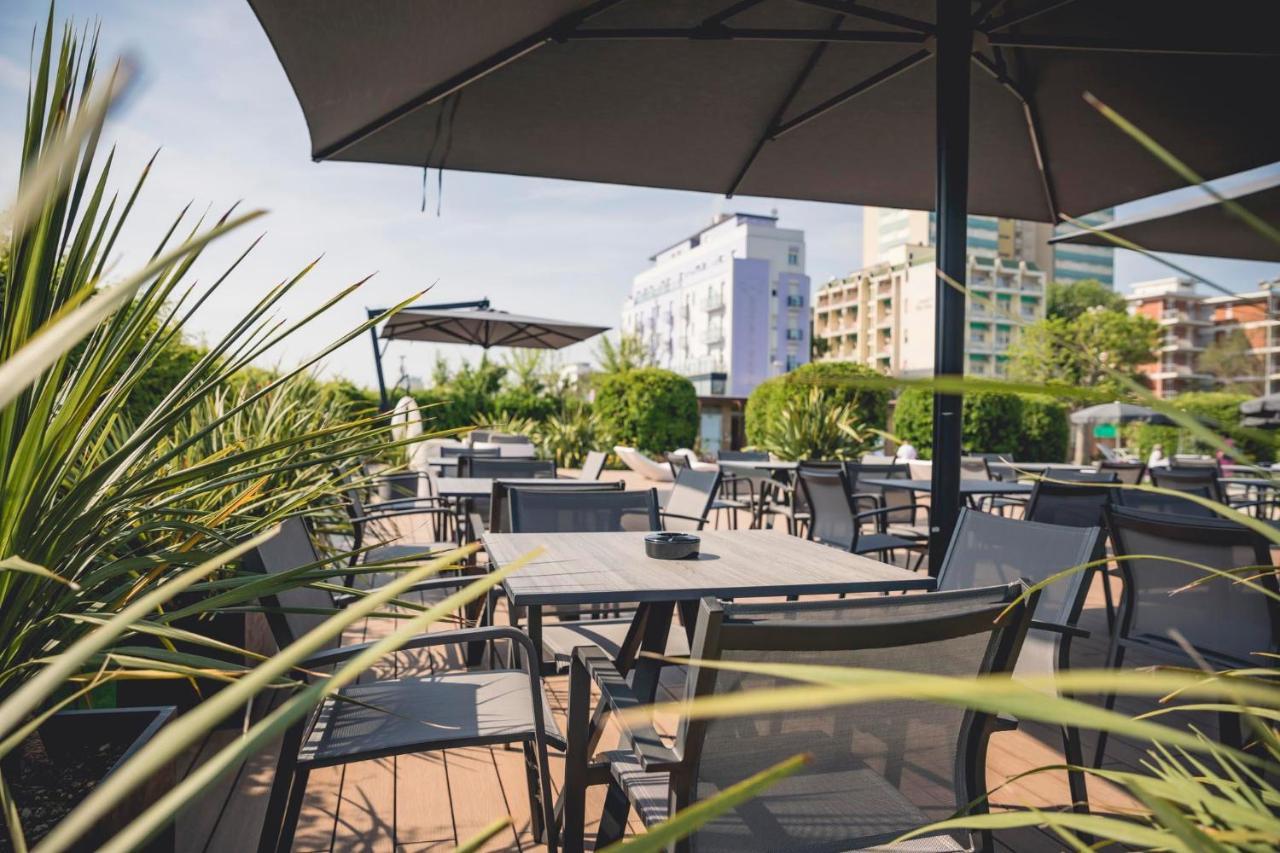 Hotel Baya - In Centro, Sul Mare Milano Marittima Ngoại thất bức ảnh