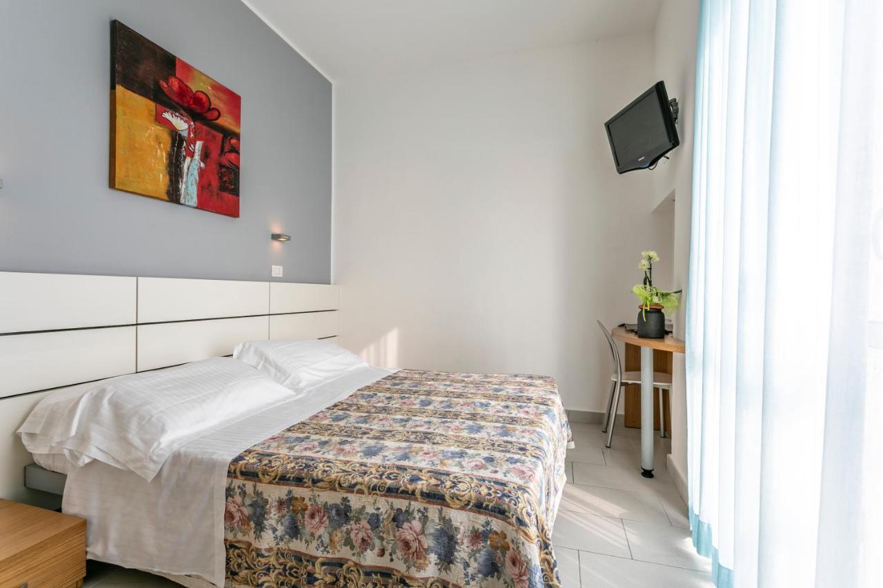 Hotel Baya - In Centro, Sul Mare Milano Marittima Ngoại thất bức ảnh