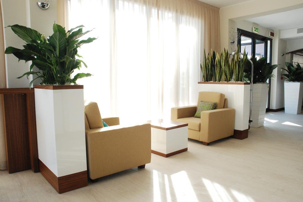 Hotel Baya - In Centro, Sul Mare Milano Marittima Ngoại thất bức ảnh